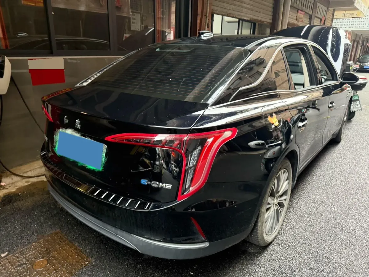2024 HongQi E-QM5 BEV 60KWH,autocango,china used car exporter,china ev exporter,chinese used car exporter,chinese used ev exporter