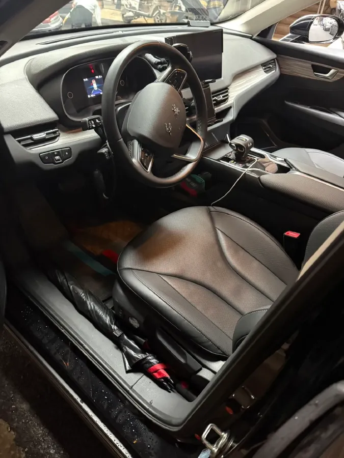 2024 HongQi E-QM5 BEV 60KWH,autocango,china used car exporter,china ev exporter,chinese used car exporter,chinese used ev exporter