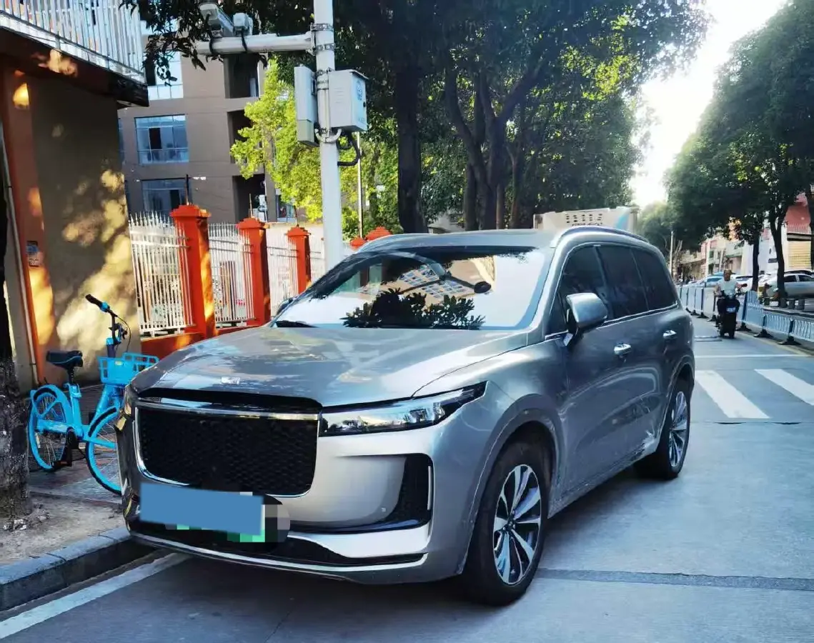 2020 Li ONE Range Extended 131HP REEV 40.5KWH