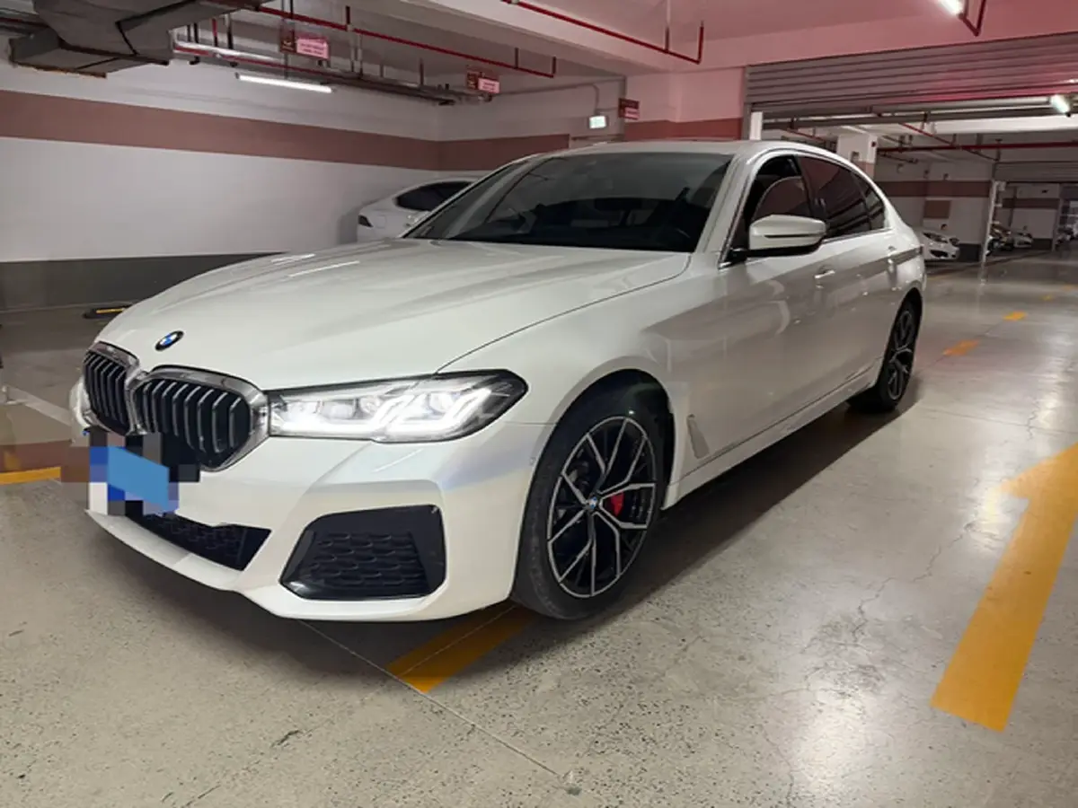 2021 BMW 5 Series 2.0T 252HP L4 8AT
