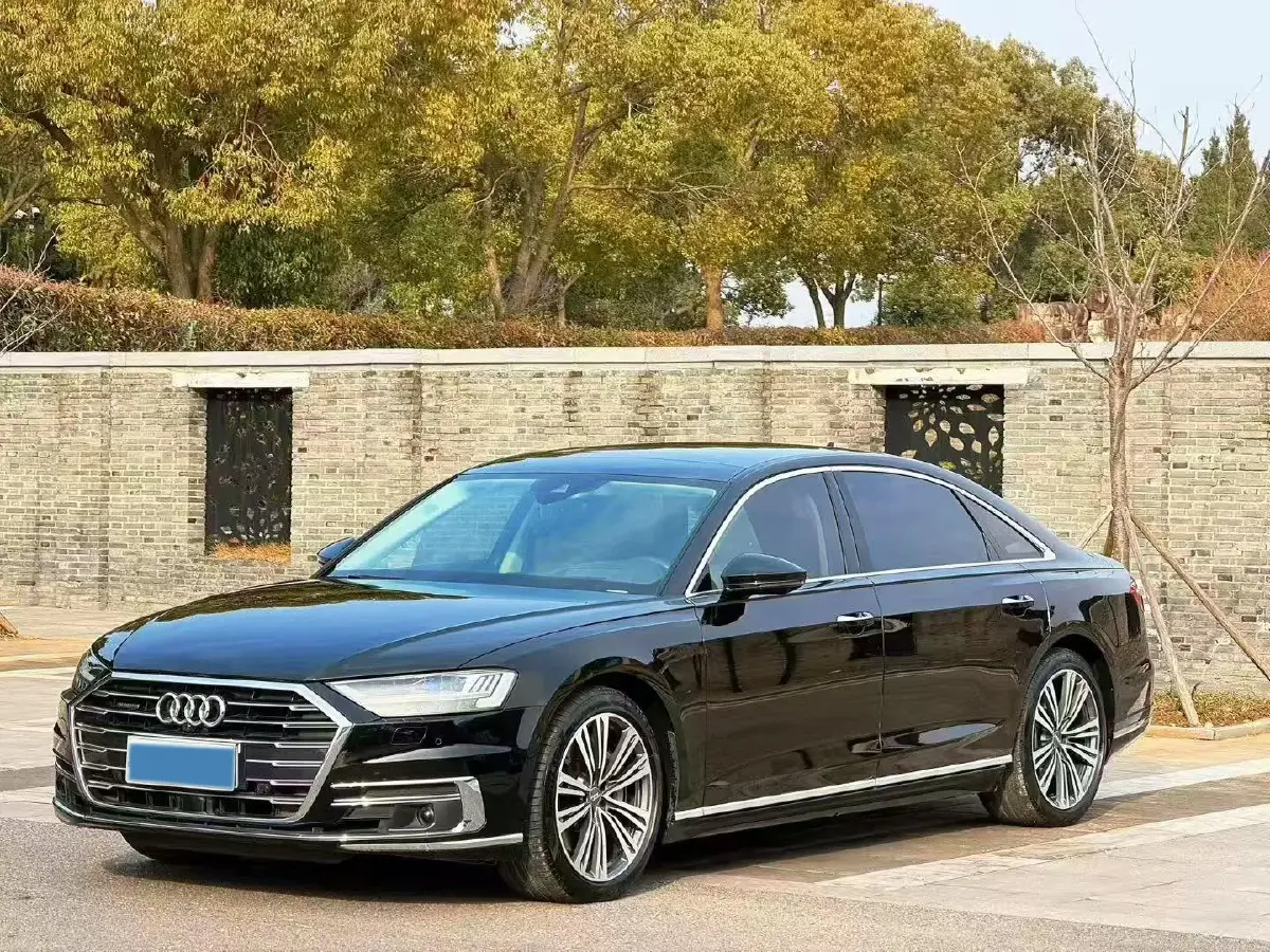 2019 Audi A8 3.0T 340HP V6 8AT