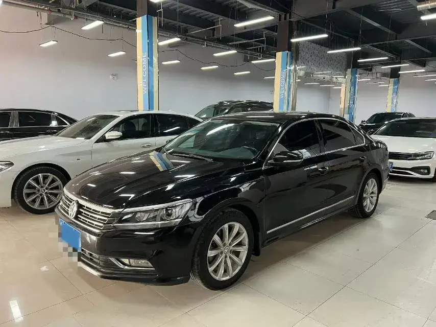 2017 Volkswagen Passat 1.8T 180HP L4 7DCT