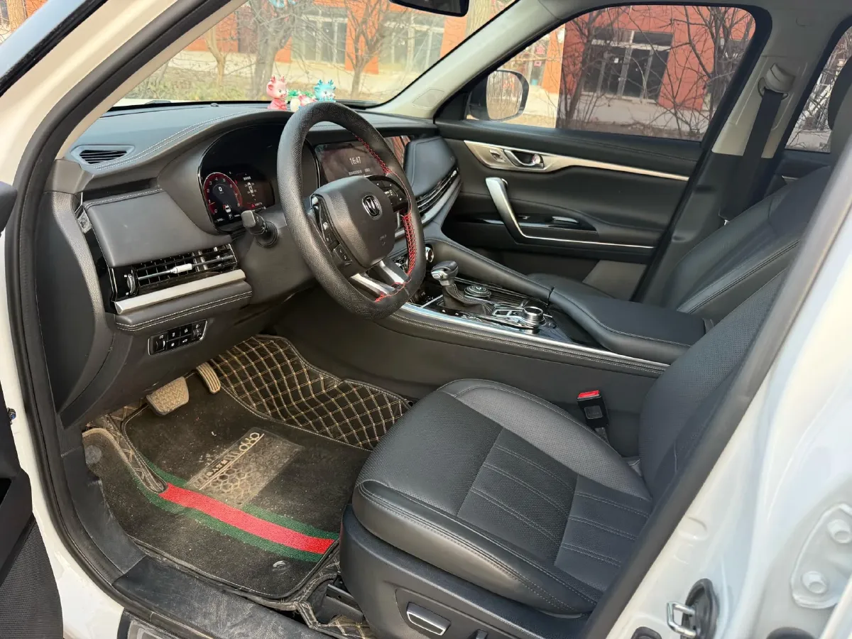 2021 ChangAn CS95 2.0T 233HP L4 6AT,autocango,china used car exporter,china ev exporter,chinese used car exporter,chinese used ev exporter