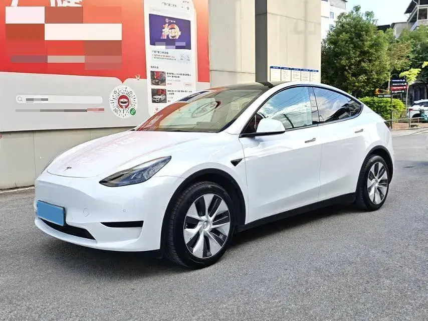 2022 Tesla Model Y BEV 60KWH
