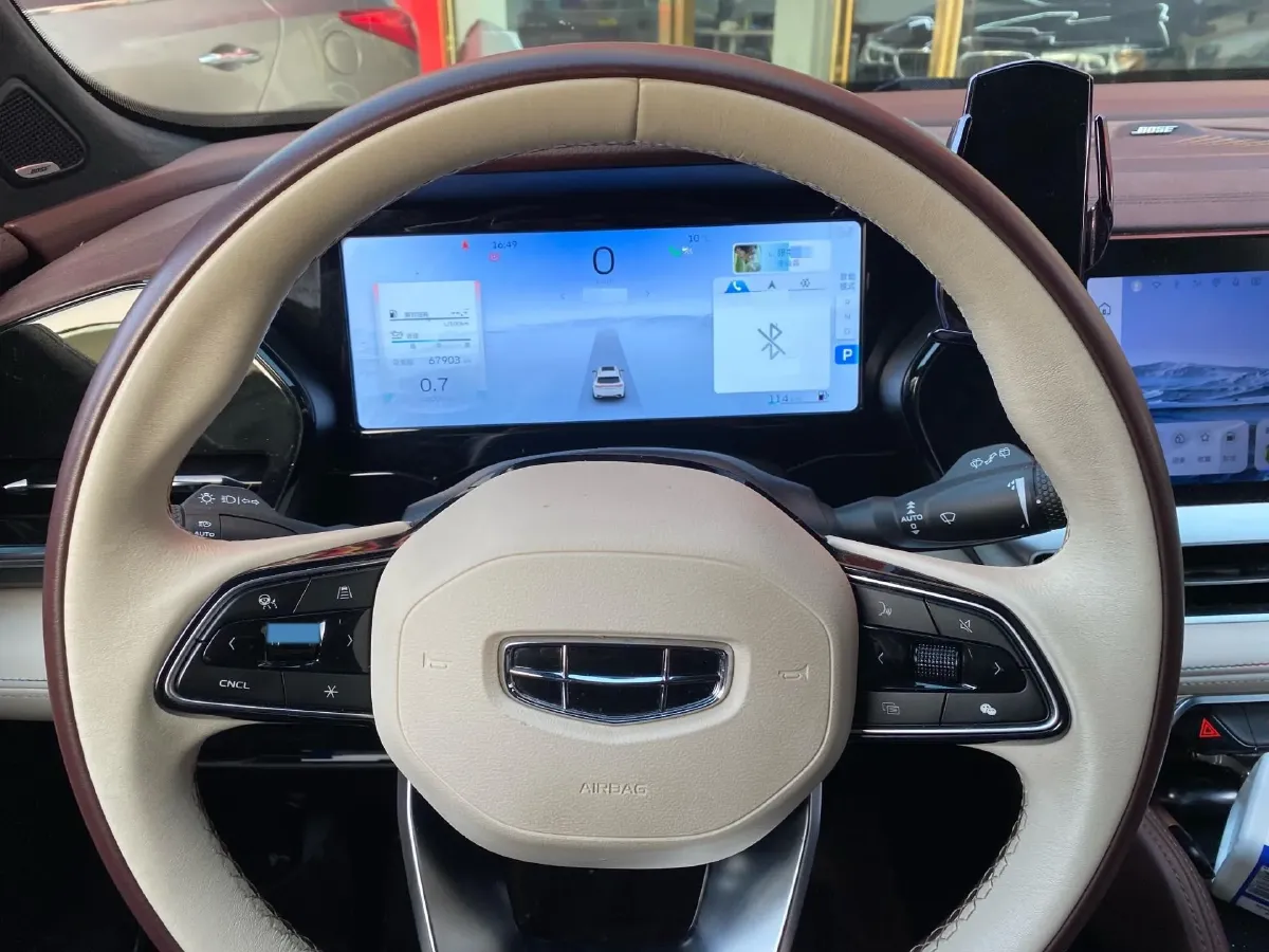 2021 Geely Monjaro 2.0T 238HP L4 8AT,autocango,china used car exporter,china ev exporter,chinese used car exporter,chinese used ev exporter