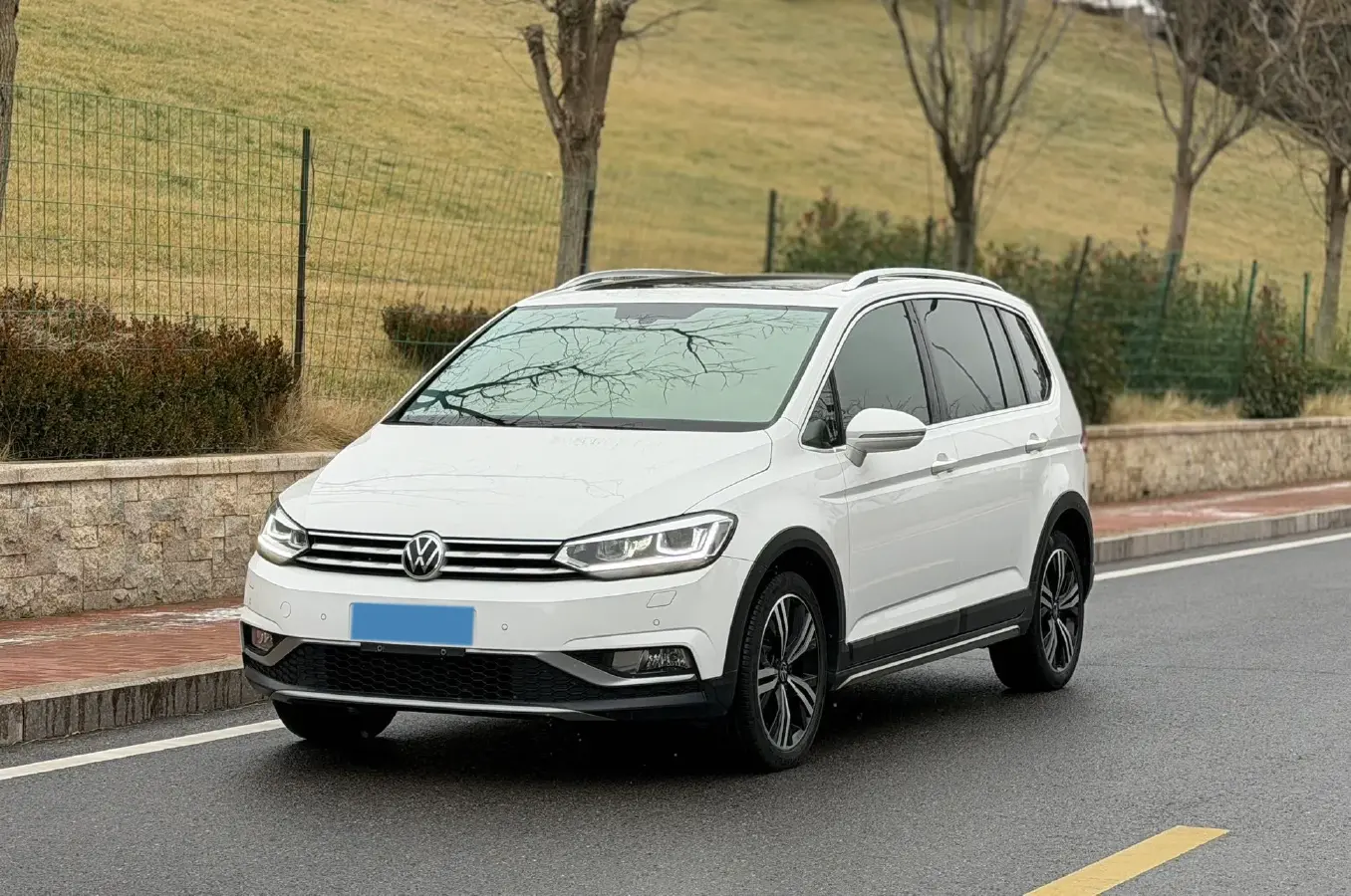 2021 Volkswagen Touran 1.4T 150HP L4 7DCT