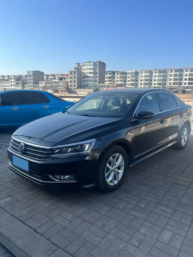 2015 Volkswagen Passat 1.8T 160HP L4 6AT