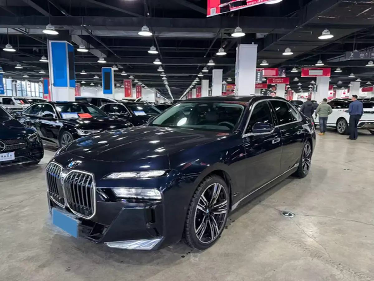 2023 BMW 3.0T 333HP L6 8AT