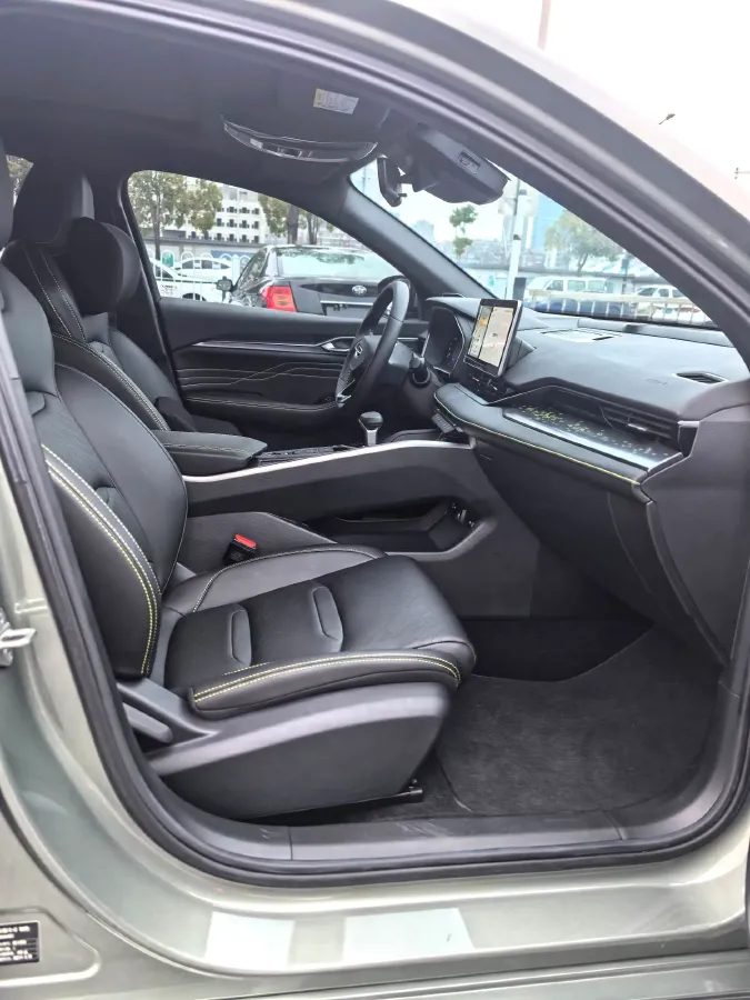 2023 Geely Preface 1.5T 181HP L4 7DCT,autocango,china used car exporter,china ev exporter,chinese used car exporter,chinese used ev exporter