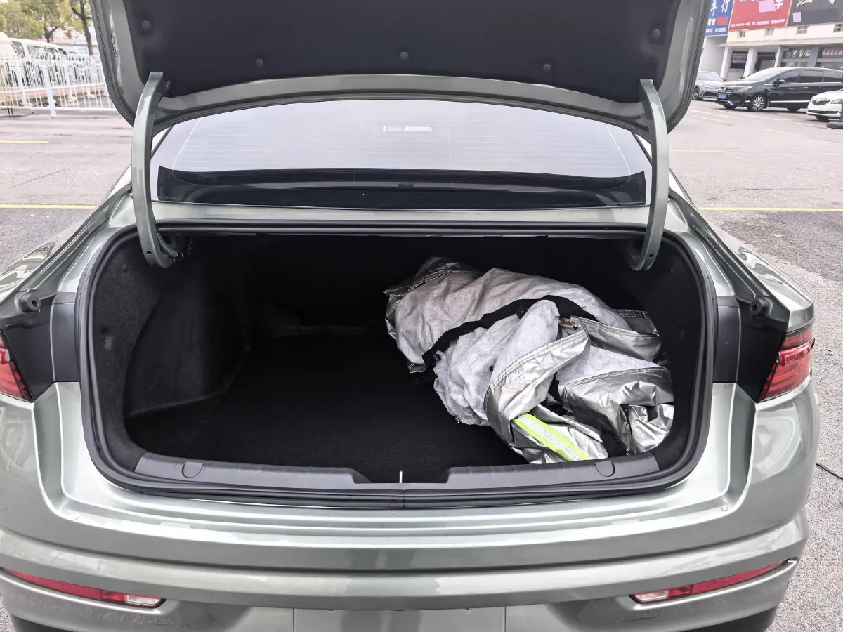 2023 Geely Preface 1.5T 181HP L4 7DCT,autocango,china used car exporter,china ev exporter,chinese used car exporter,chinese used ev exporter