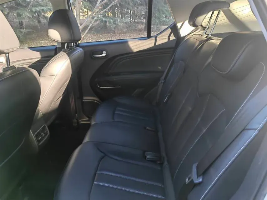 2022 GAC Trumpchi GS3 1.5T 169HP L4 6AT,autocango,china used car exporter,china ev exporter,chinese used car exporter,chinese used ev exporter