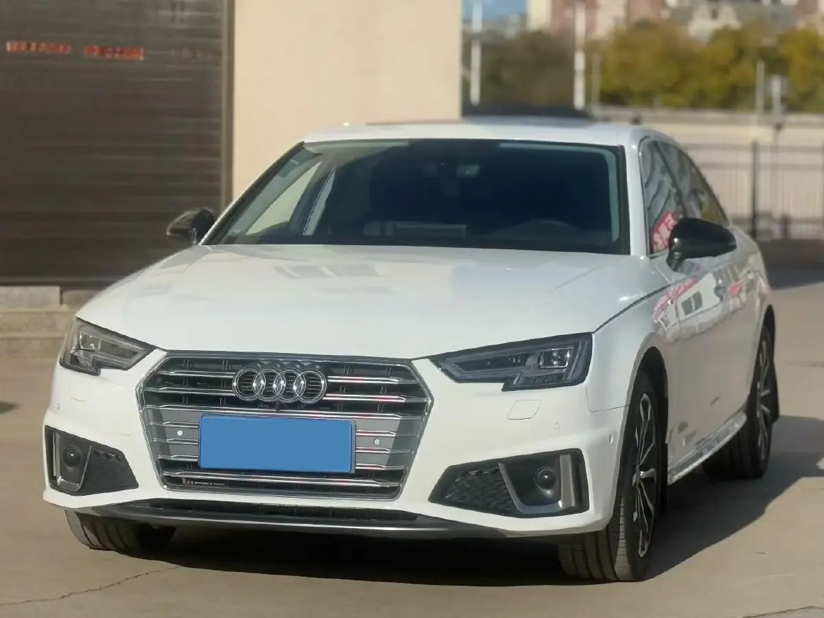 2019 Audi A4L 2.0T 190HP L4 7DCT