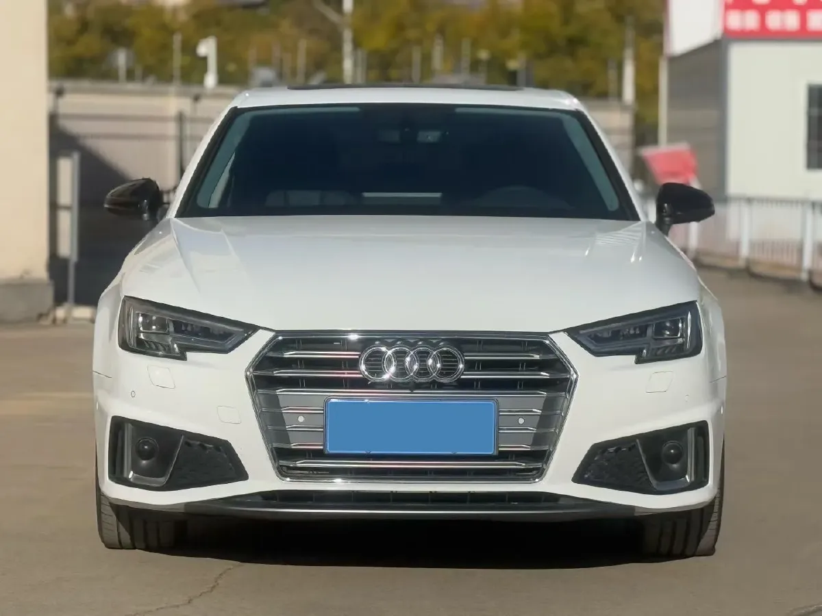 2019 Audi A4L 2.0T 190HP L4 7DCT,autocango,china used car exporter,china ev exporter,chinese used car exporter,chinese used ev exporter