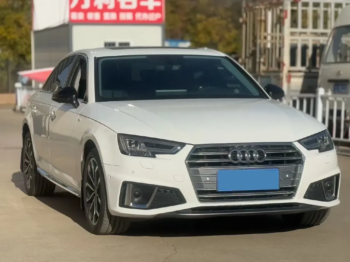 2019 Audi A4L 2.0T 190HP L4 7DCT,autocango,china used car exporter,china ev exporter,chinese used car exporter,chinese used ev exporter