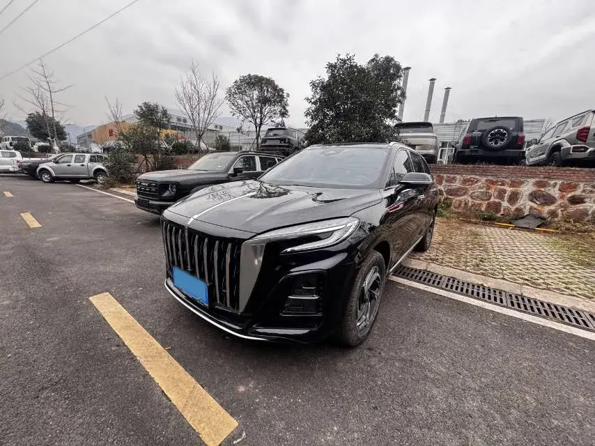 2023 HongQi HS3 1.5T 169HP L4 1DHT Hybrid 1.83KWH