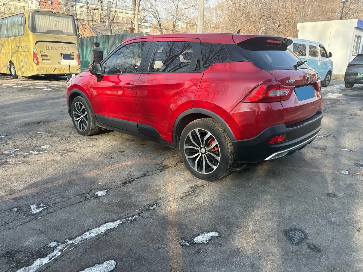 2017 Brilliance Auto V3 1.5T 150HP L4 5AT,autocango,china used car exporter,china ev exporter,chinese used car exporter,chinese used ev exporter