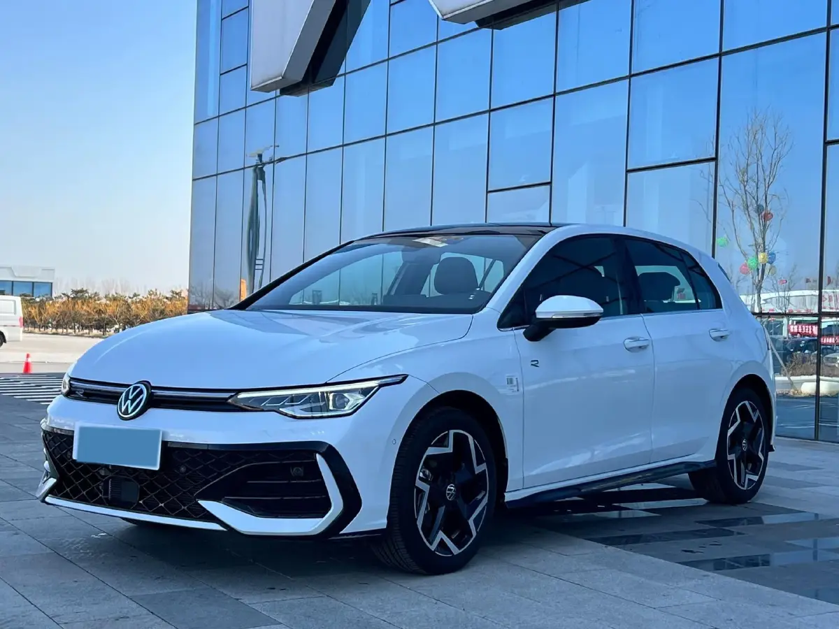 2025 Volkswagen Golf 1.5T 160HP L4 7DCT