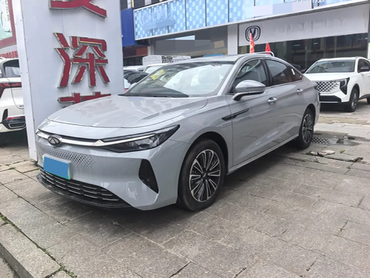2024 Fulwin FulwinA8 1.5T 156HP L4 1DHT PHEV 18.3KWH,autocango,china used car exporter,china ev exporter,chinese used car exporter,chinese used ev exporter
