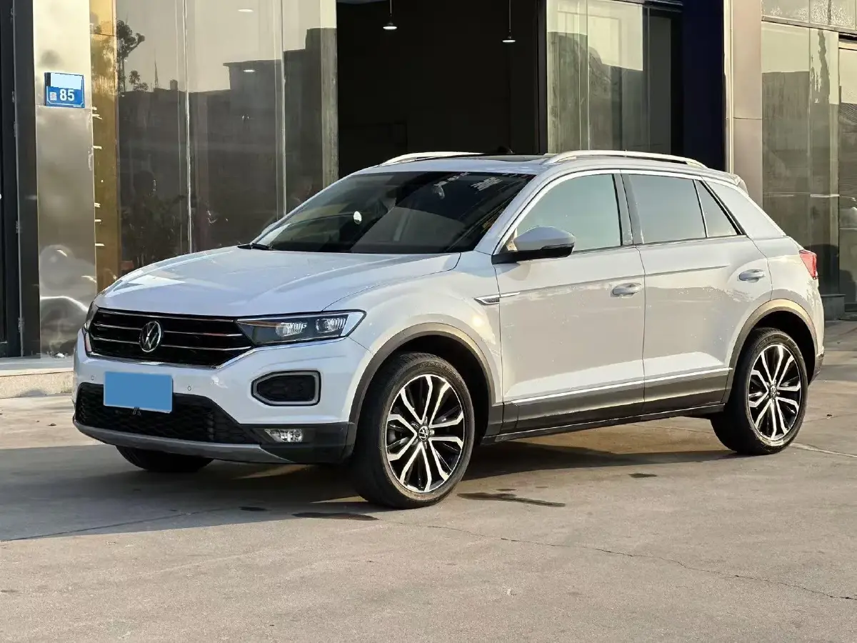 2022 Volkswagen T-Roc 1.4T 150HP L4 7DCT