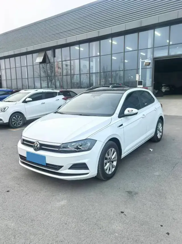 2023 Volkswagen Polo 1.5L 110HP L4 6AT
