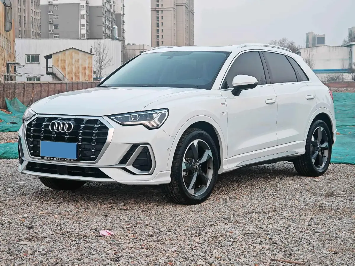 2022 Audi Q3 1.4T 150HP L4 7DCT