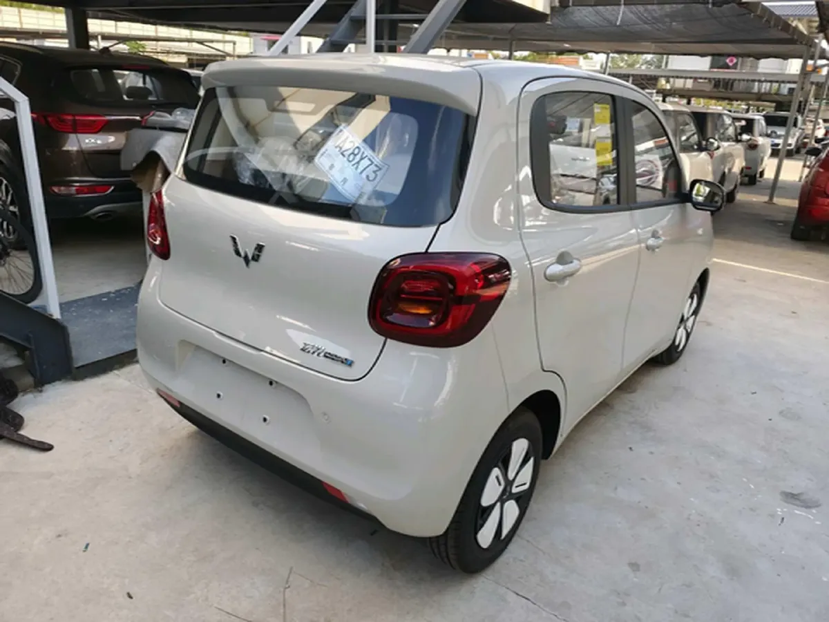 2025 WuLing HongGuang MINI EV BEV 16.2KWH,autocango,china used car exporter,china ev exporter,chinese used car exporter,chinese used ev exporter