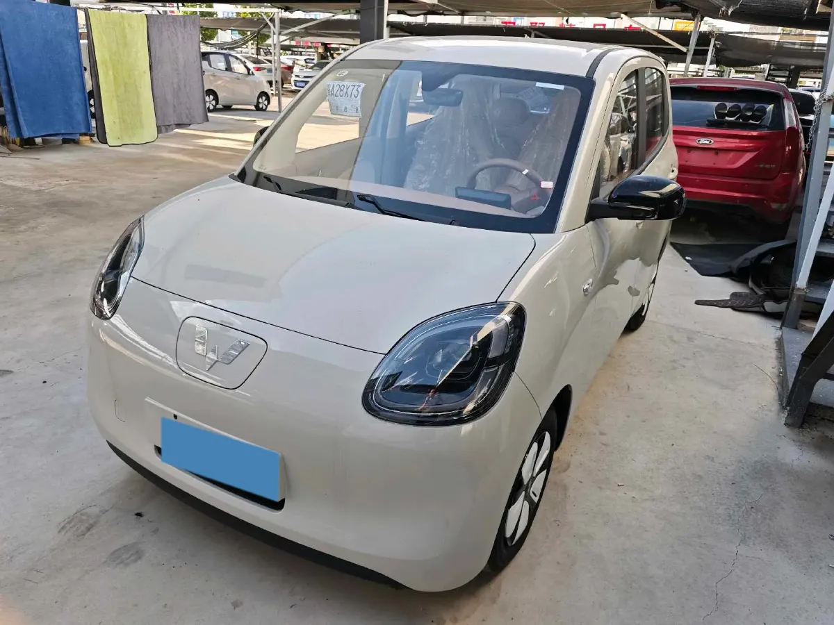 2025 WuLing HongGuang MINI EV BEV 16.2KWH,autocango,china used car exporter,china ev exporter,chinese used car exporter,chinese used ev exporter