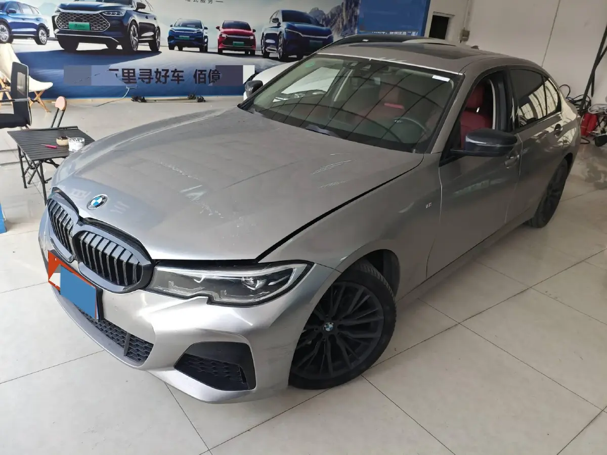 2022 BMW 3 Series 2.0T 184HP L4 8AT