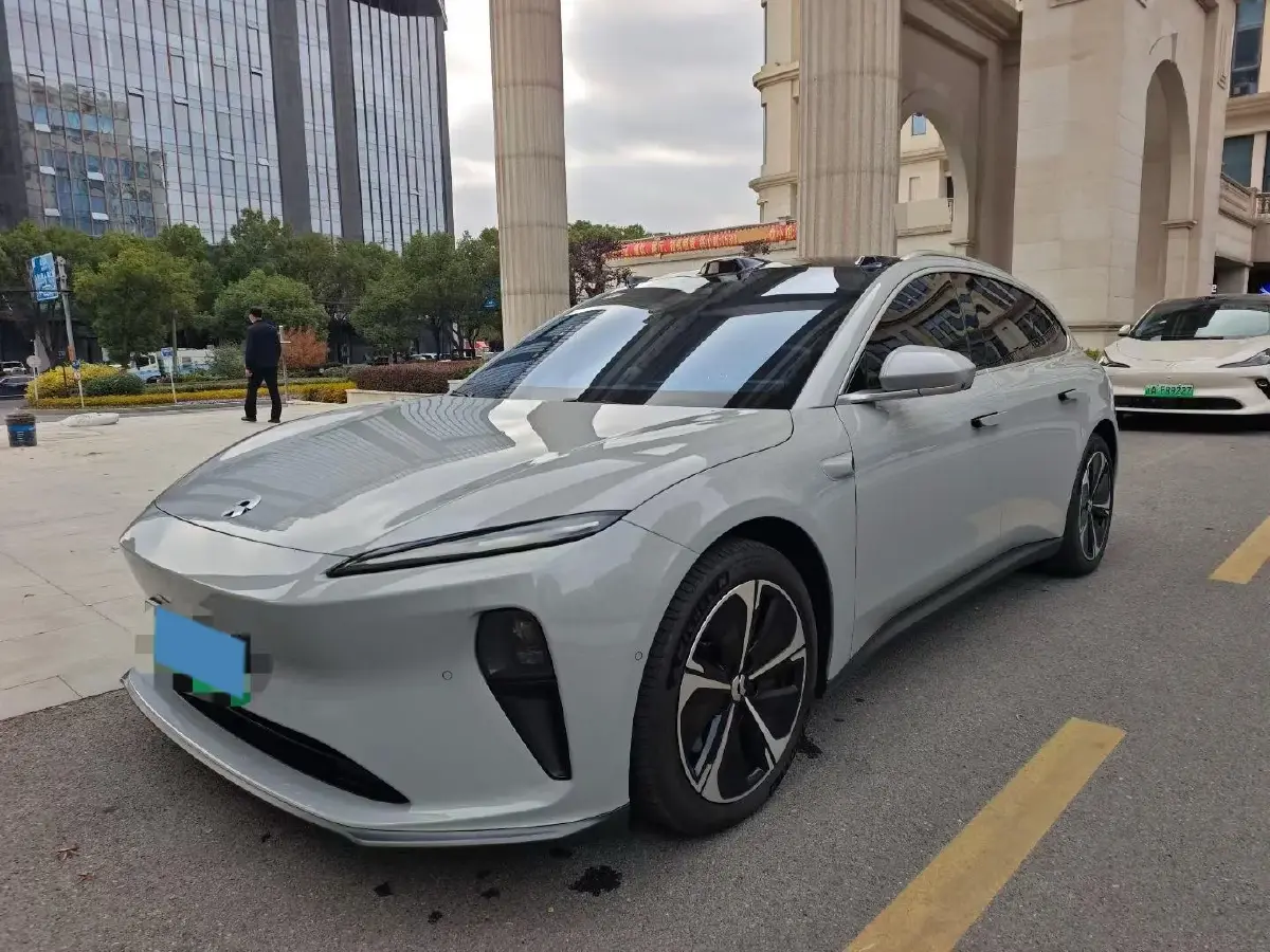 2024 NIO ET5T BEV 100KWH