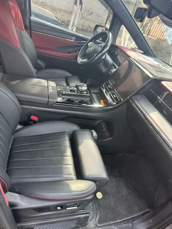 2024 GAC Trumpchi M8 2.0T 252HP L4 8AT,autocango,china used car exporter,china ev exporter,chinese used car exporter,chinese used ev exporter