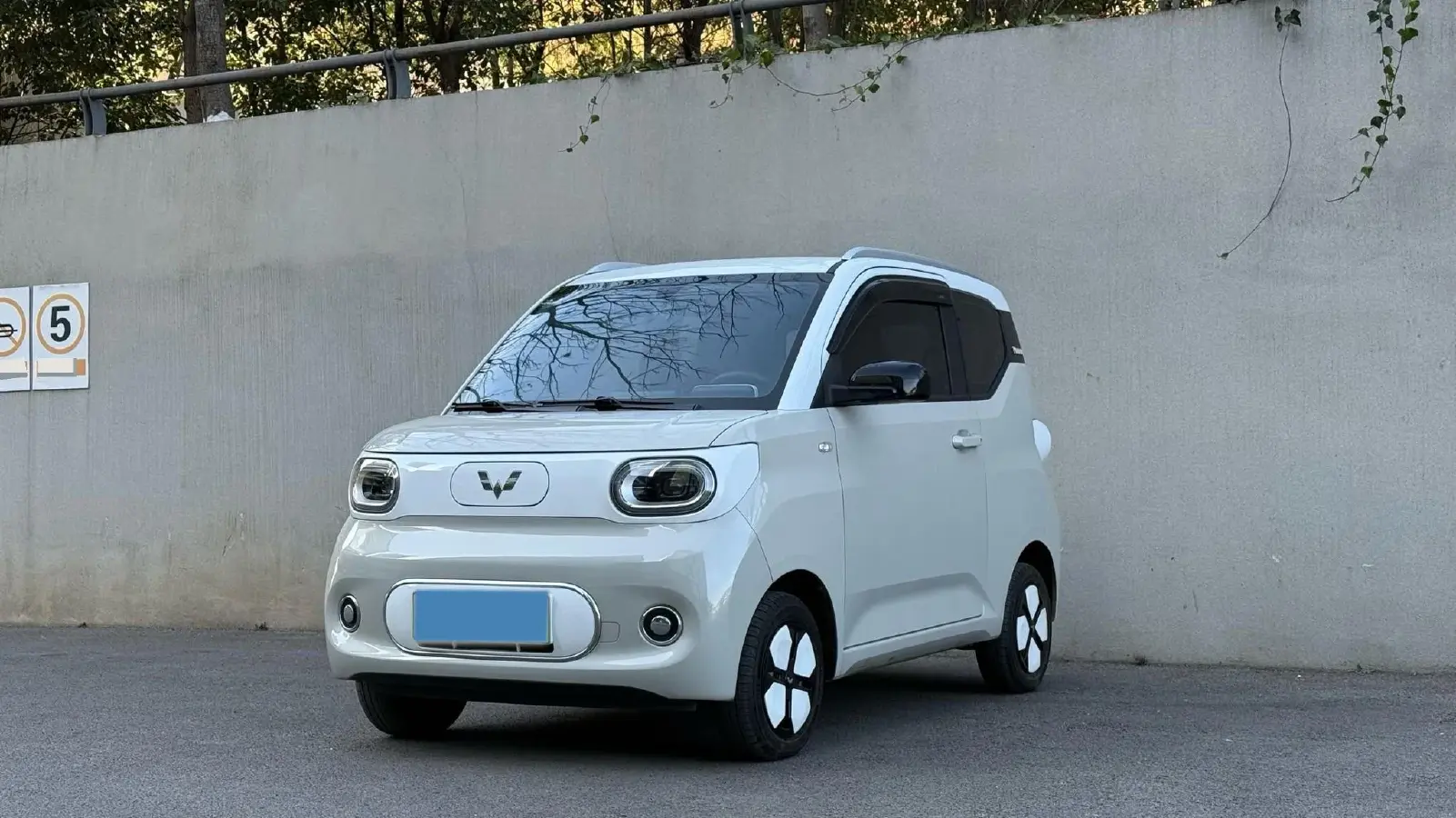 2024 WuLing HongGuang MINI EV BEV 17.3KWH