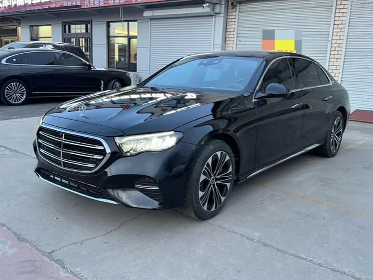 2024 Mercedes-Benz E Class 2.0T 204HP L4 9AT PHEV 25.4KWH