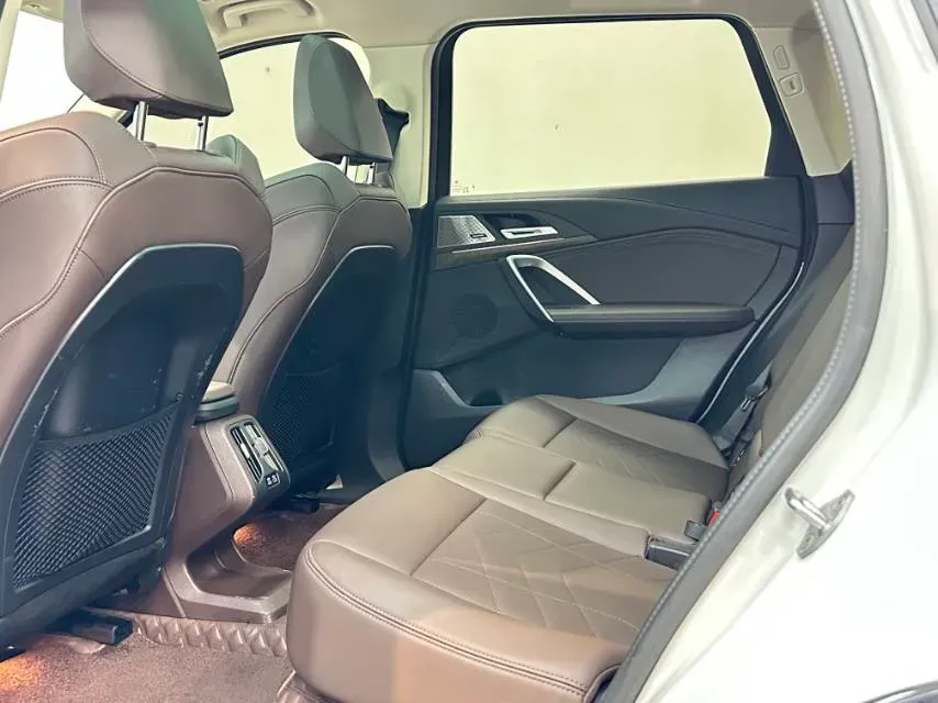 2023 BMW iX1 BEV 66.45KWH,autocango,china used car exporter,china ev exporter,chinese used car exporter,chinese used ev exporter