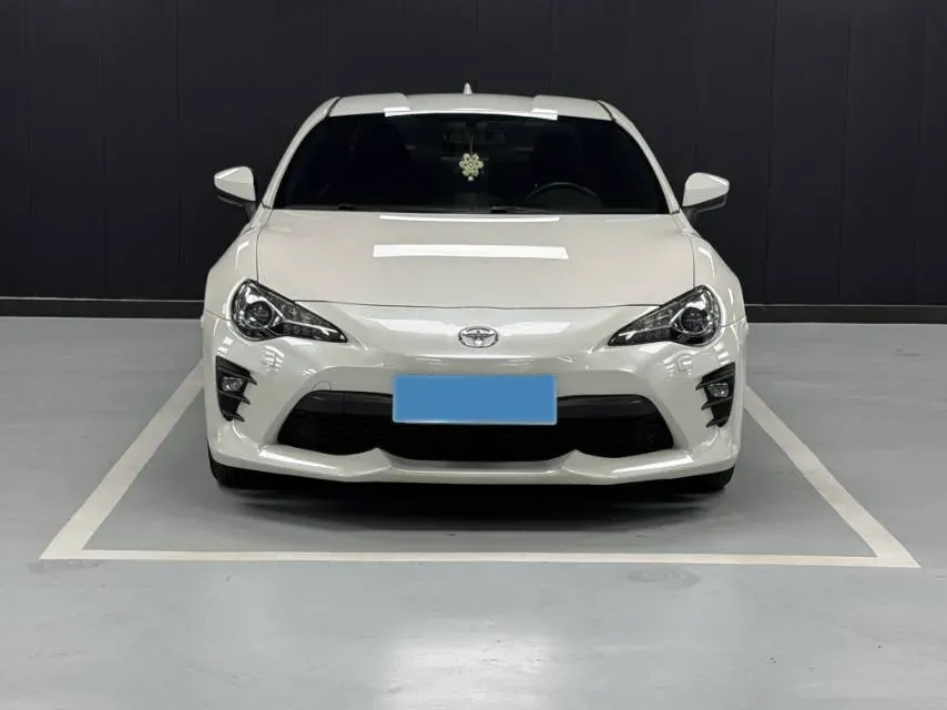 2019 Toyota 86 2.0L 200HP H4 6MT,autocango,china used car exporter,china ev exporter,chinese used car exporter,chinese used ev exporter