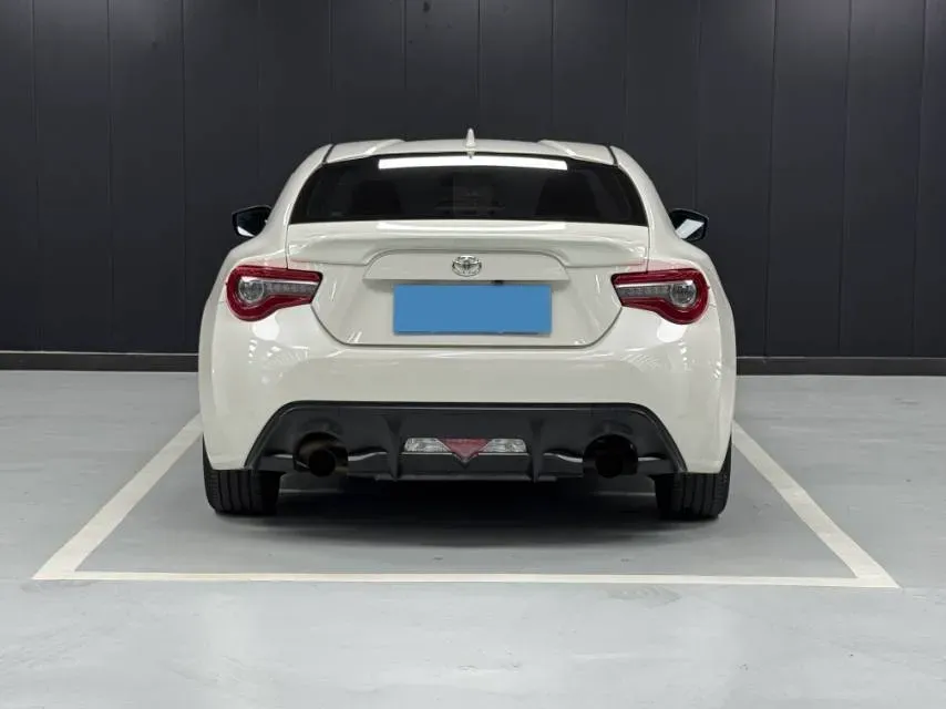 2019 Toyota 86 2.0L 200HP H4 6MT,autocango,china used car exporter,china ev exporter,chinese used car exporter,chinese used ev exporter