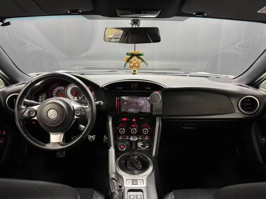 2019 Toyota 86 2.0L 200HP H4 6MT,autocango,china used car exporter,china ev exporter,chinese used car exporter,chinese used ev exporter