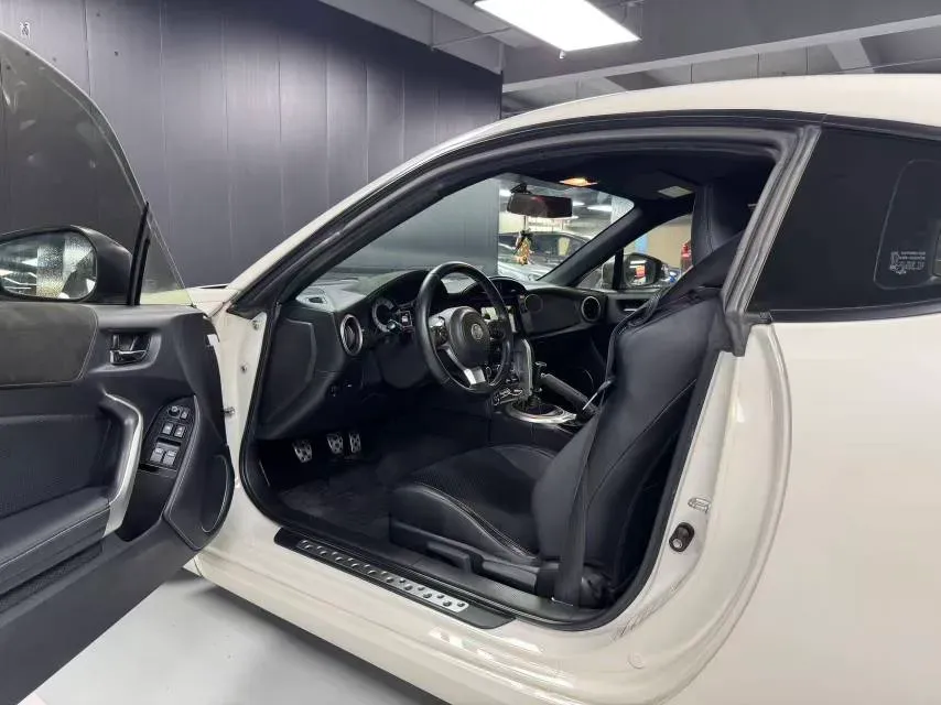 2019 Toyota 86 2.0L 200HP H4 6MT,autocango,china used car exporter,china ev exporter,chinese used car exporter,chinese used ev exporter