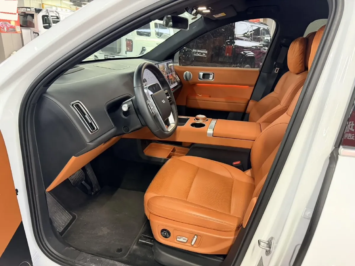 2024 Li L6 Range Extended 154HP L4 REEV 36.8KWH,autocango,china used car exporter,china ev exporter,chinese used car exporter,chinese used ev exporter