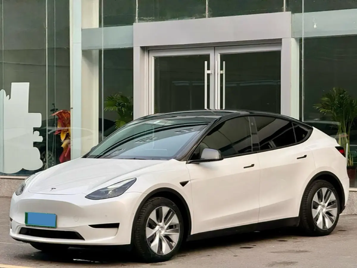 2022 Tesla Model Y BEV 60KWH