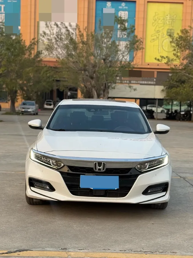 2018 Honda Accord 1.5T 194HP L4 CVT,autocango,china used car exporter,china ev exporter,chinese used car exporter,chinese used ev exporter