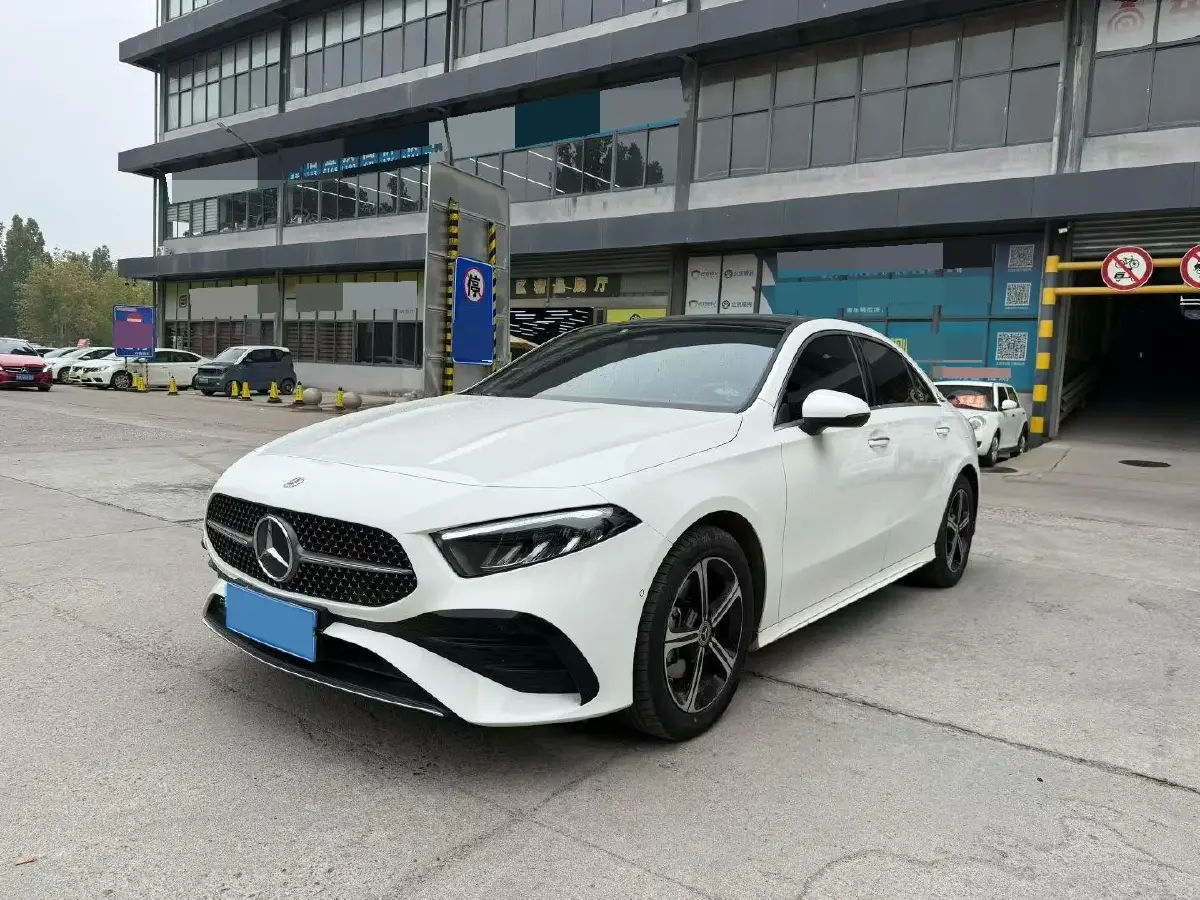2024 Mercedes-Benz A Class 1.3T 163HP L4 7DCT