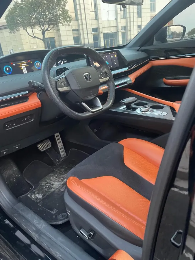 2023 ChangAn UNI-V 1.5T 188HP L4 7DCT,autocango,china used car exporter,china ev exporter,chinese used car exporter,chinese used ev exporter