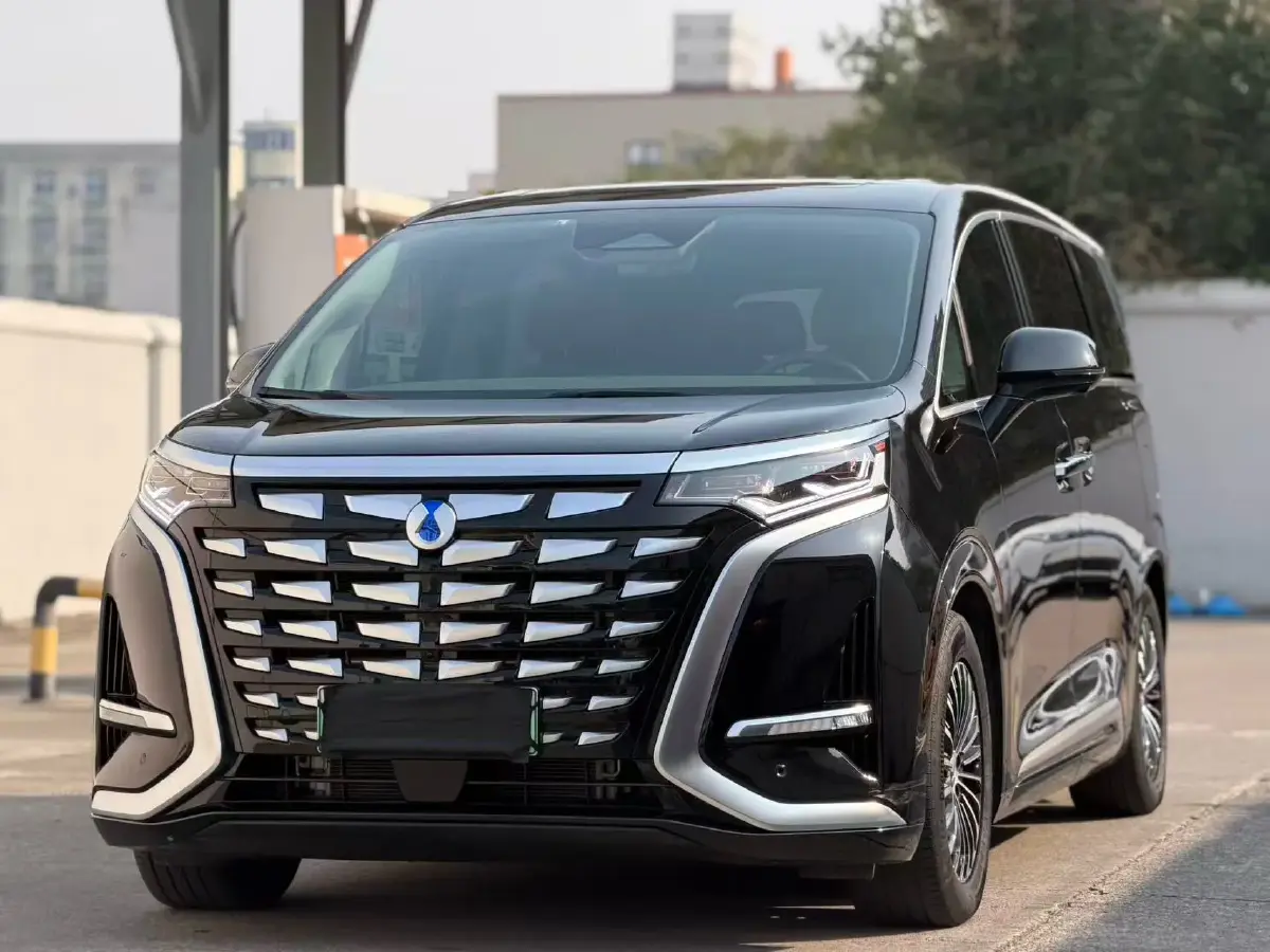 2022 HongQi HS7 3.0T 337HP V6 8AT