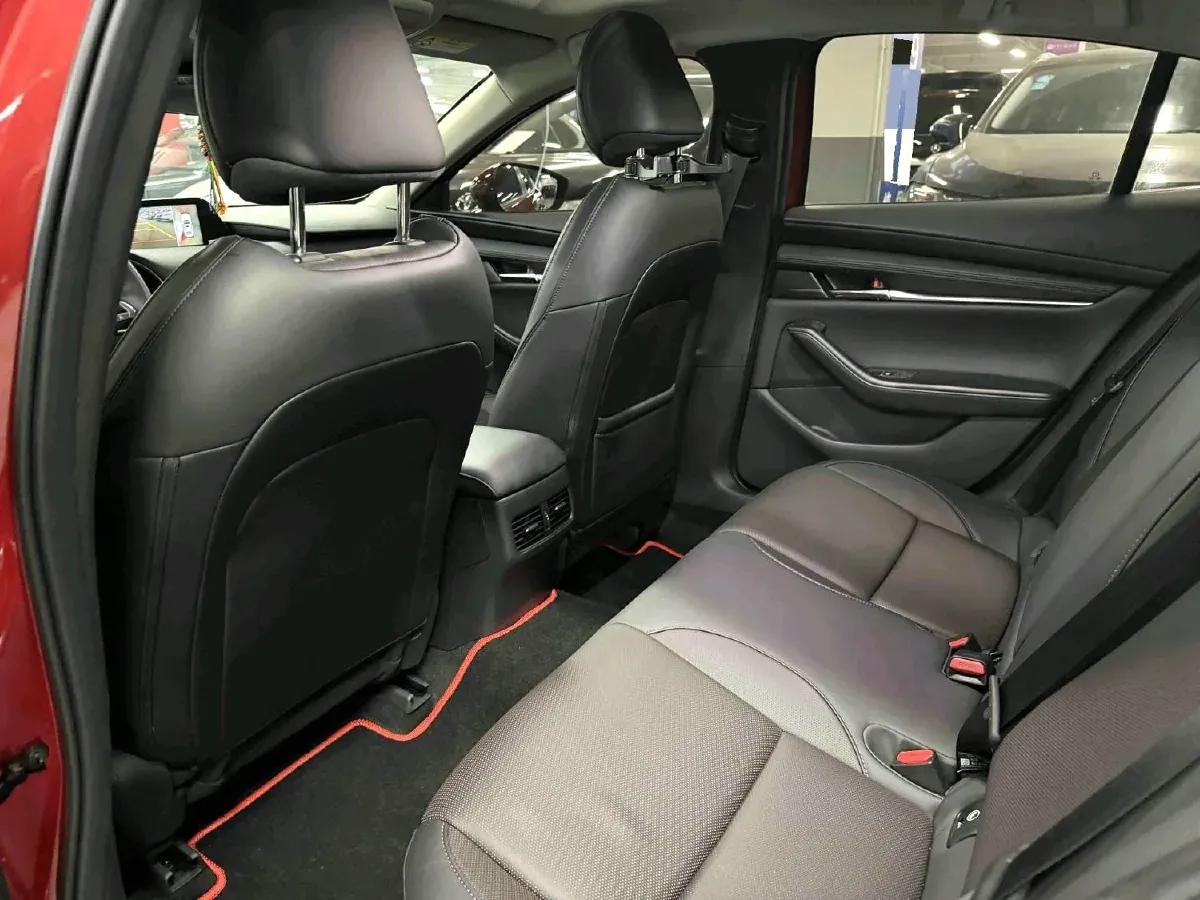 2021 Mazda 3 Axela 2.0L 158HP L4 6AT,autocango,china used car exporter,china ev exporter,chinese used car exporter,chinese used ev exporter