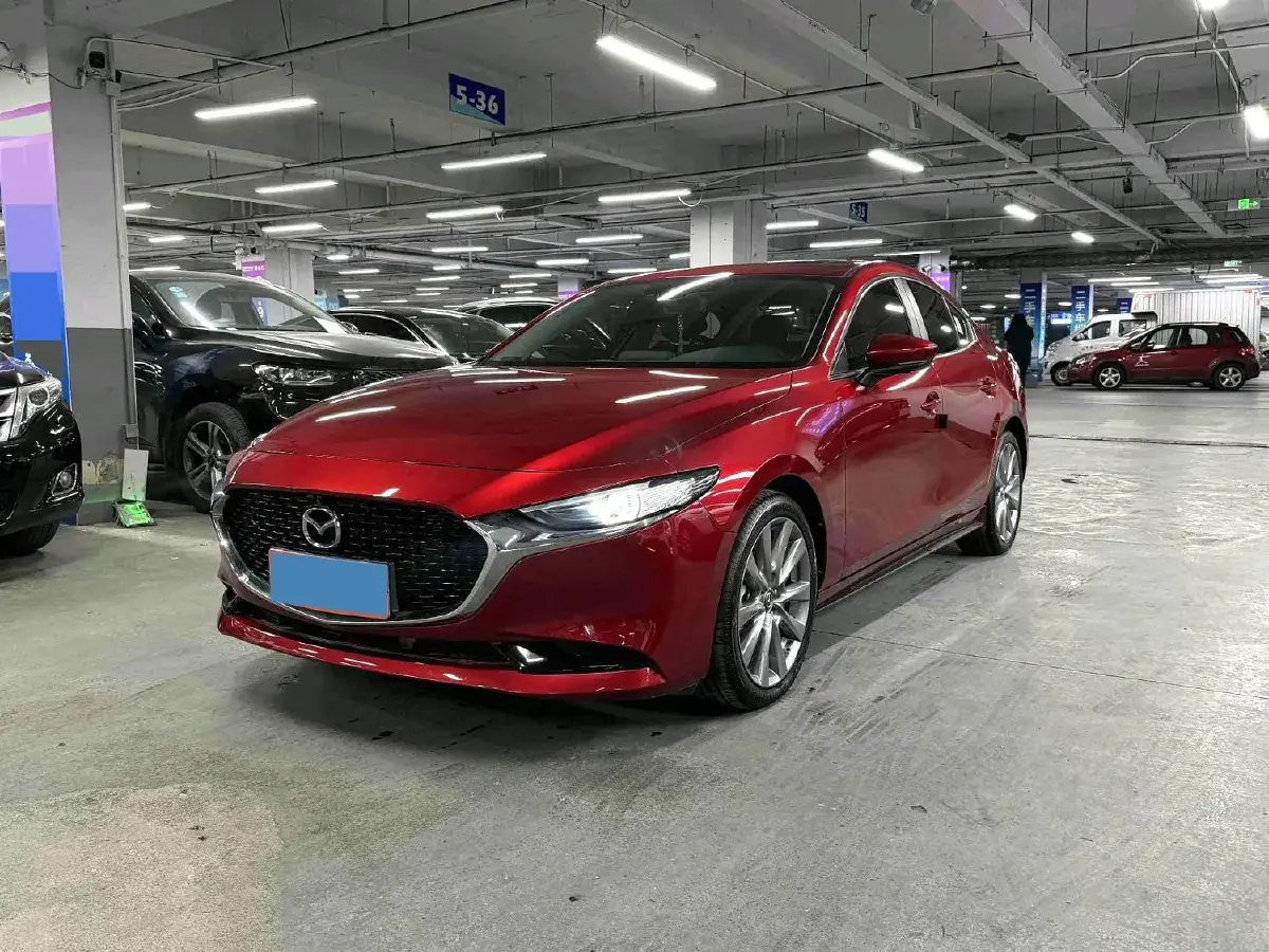2021 Mazda 3 Axela 2.0L 158HP L4 6AT