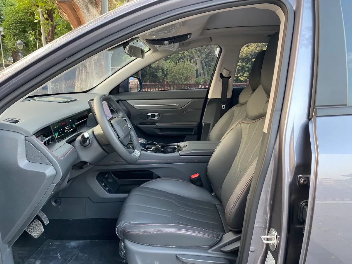 2025 Jetour DASHING 1.5T 156HP L4 6DCT,autocango,china used car exporter,china ev exporter,chinese used car exporter,chinese used ev exporter