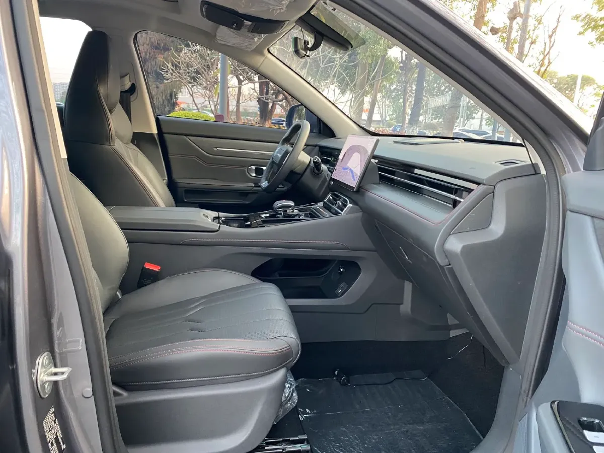 2025 Jetour DASHING 1.5T 156HP L4 6DCT,autocango,china used car exporter,china ev exporter,chinese used car exporter,chinese used ev exporter