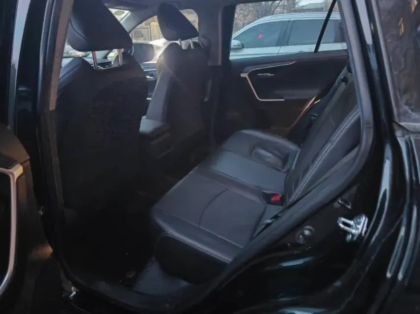 2021 Toyota Wildlander 2.0L 171HP L4 CVT,autocango,china used car exporter,china ev exporter,chinese used car exporter,chinese used ev exporter