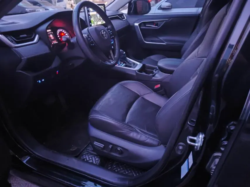 2021 Toyota Wildlander 2.0L 171HP L4 CVT,autocango,china used car exporter,china ev exporter,chinese used car exporter,chinese used ev exporter