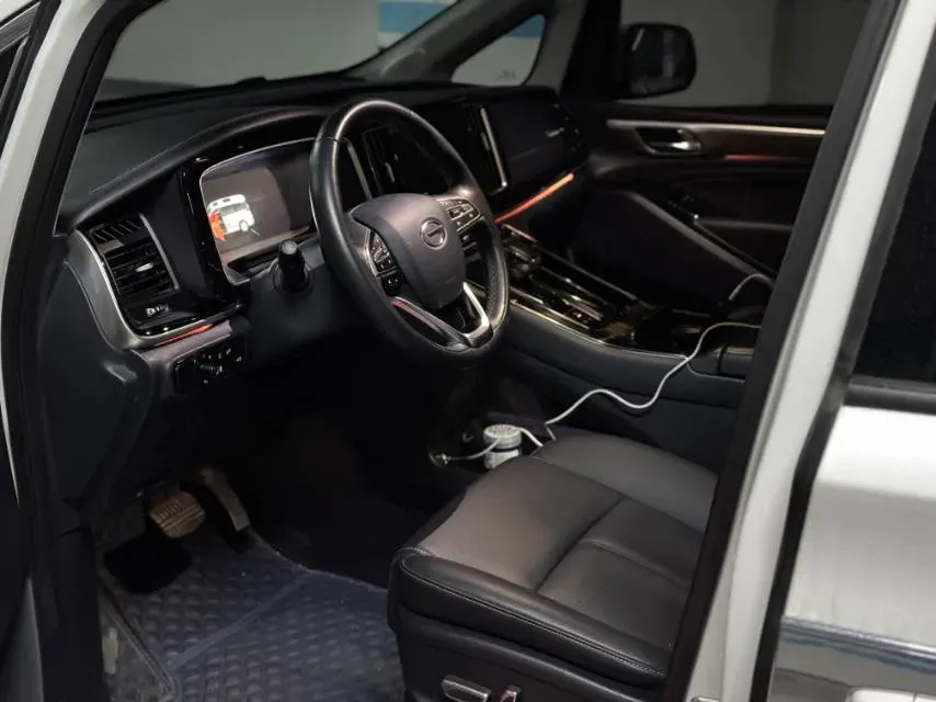 2021 GAC Trumpchi M8 2.0T 252HP L4 8AT,autocango,china used car exporter,china ev exporter,chinese used car exporter,chinese used ev exporter